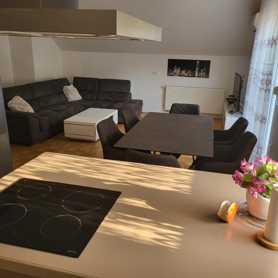 Apartment Zelimlje Škofljica Dış mekan fotoğraf