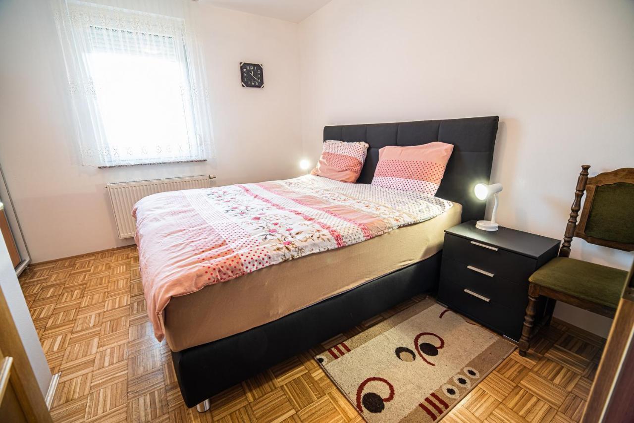 Apartment Zelimlje Škofljica Oda fotoğraf